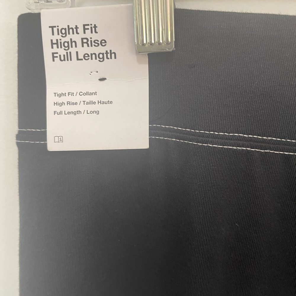 Nike Black Performance Leggings Reflective Accents - Tight fit, high rise SZ - L - Picture 6 of 13